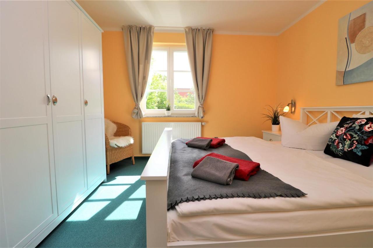 Achtern Hafen App 01 Apartment Wustrow  Bagian luar foto