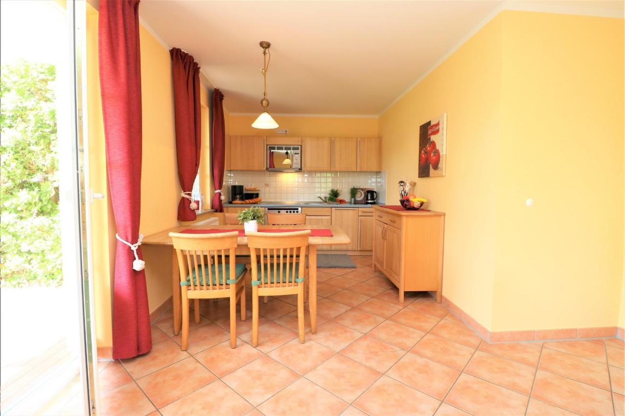 Achtern Hafen App 01 Apartment Wustrow  Bagian luar foto