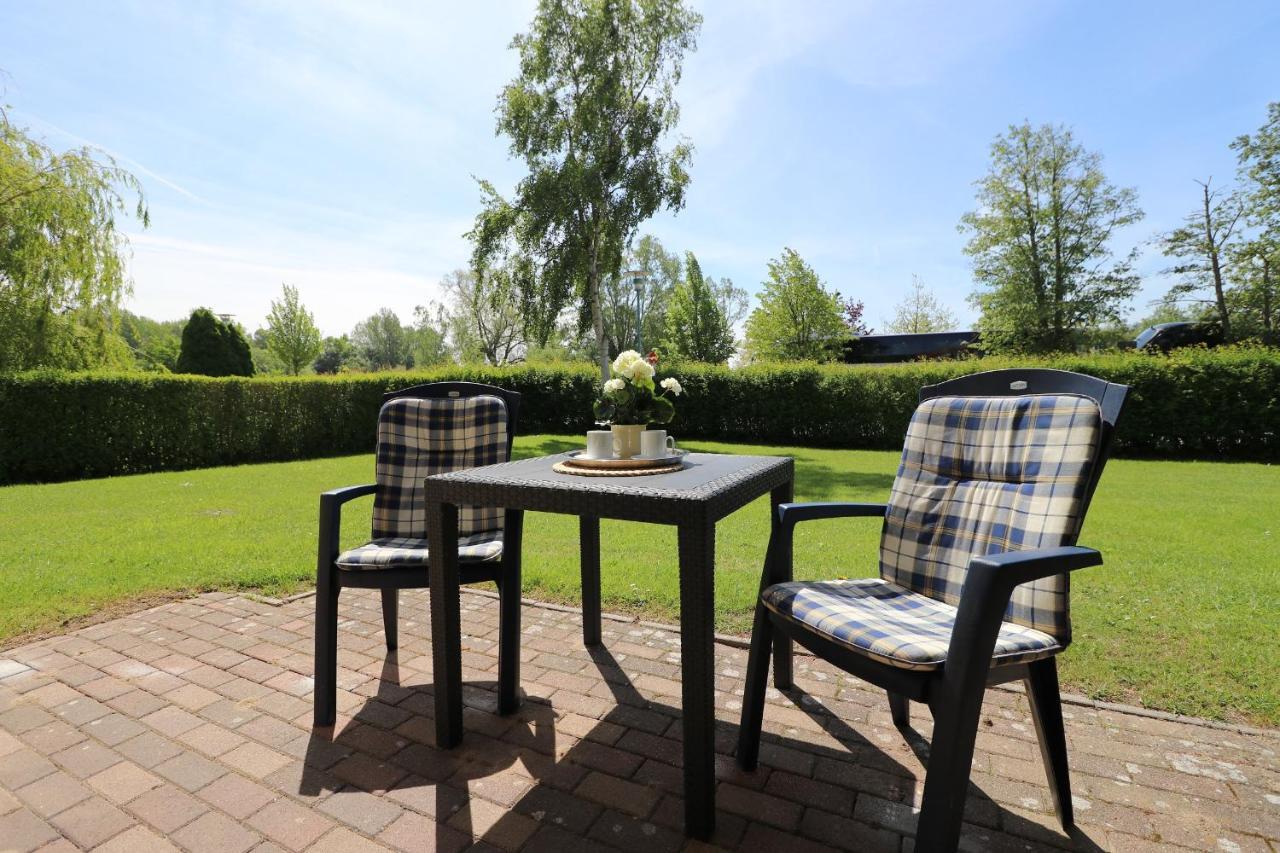 Achtern Hafen App 01 Apartment Wustrow  Bagian luar foto