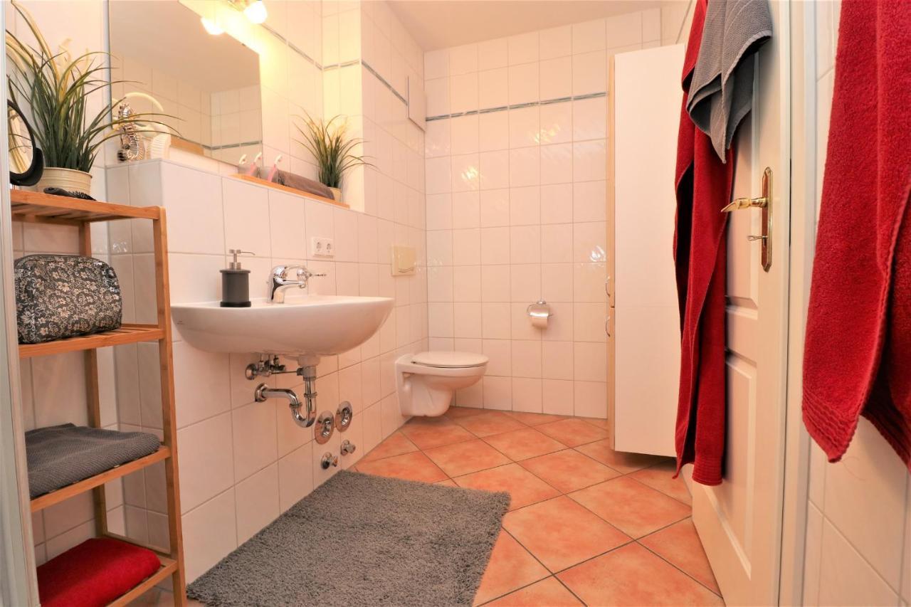 Achtern Hafen App 01 Apartment Wustrow  Bagian luar foto