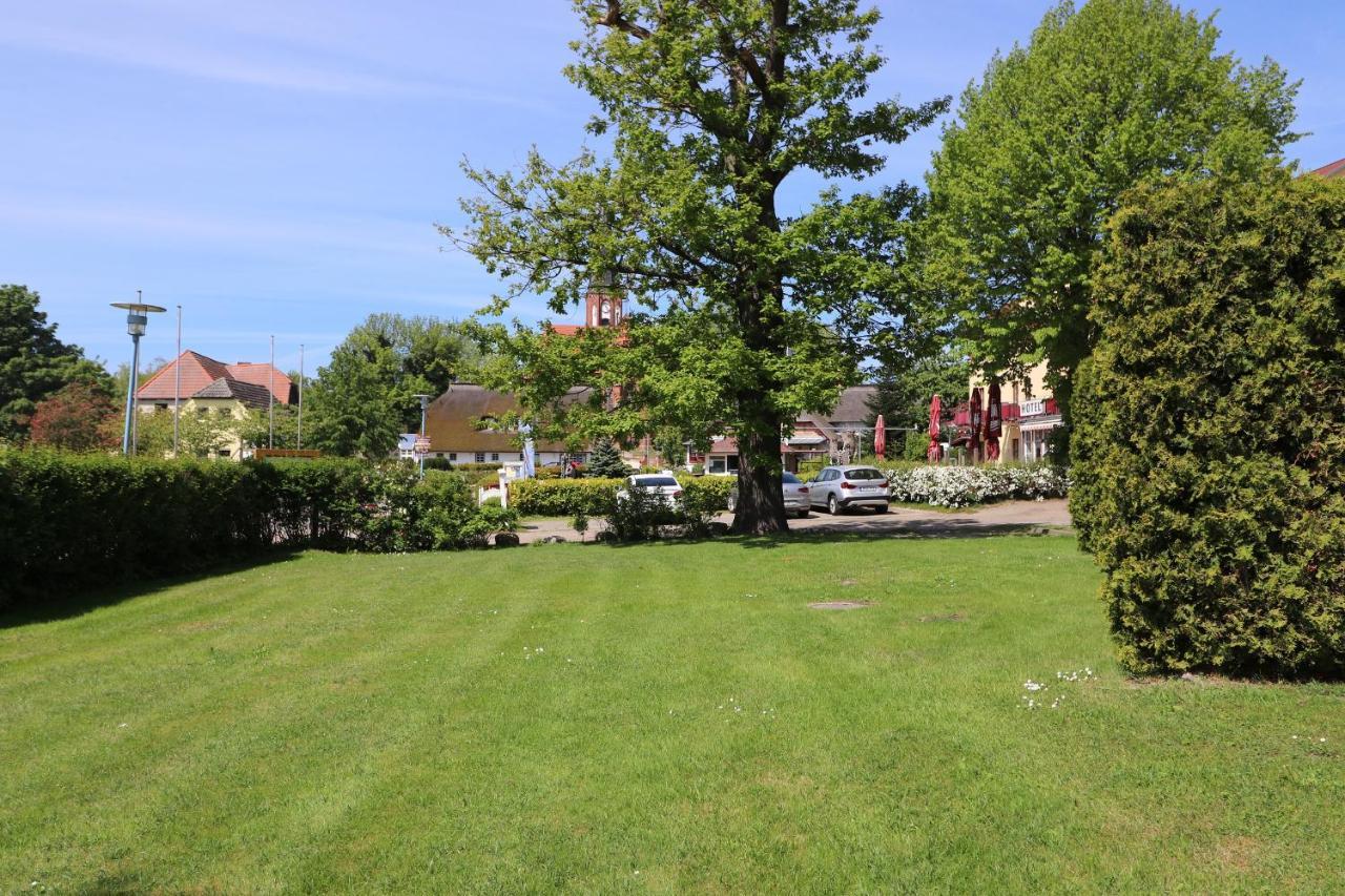 Achtern Hafen App 01 Apartment Wustrow  Bagian luar foto